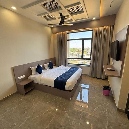 Hotel Sisodiya Palace Khātu Eksteriør billede
