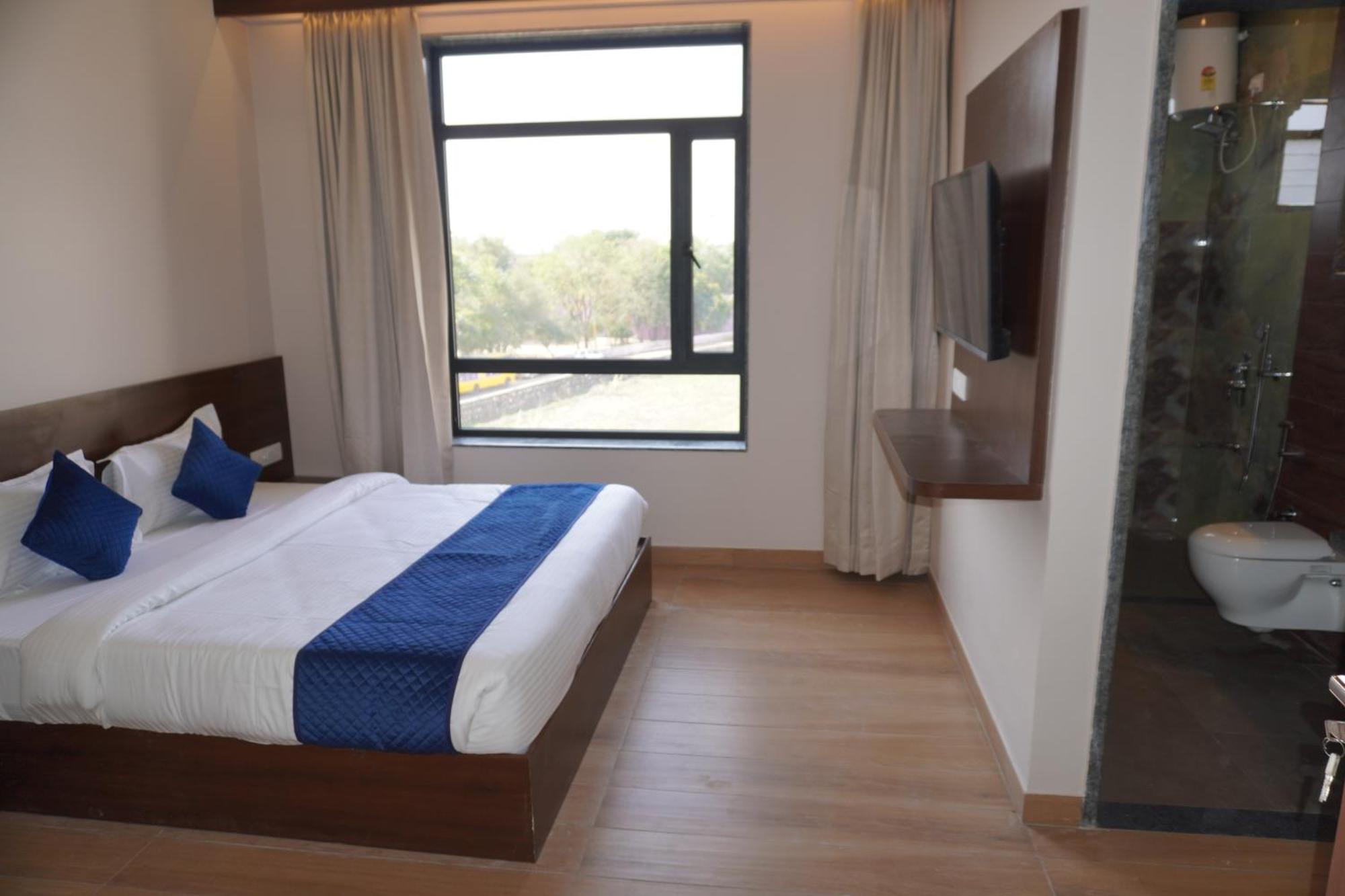 Hotel Sisodiya Palace Khātu Eksteriør billede