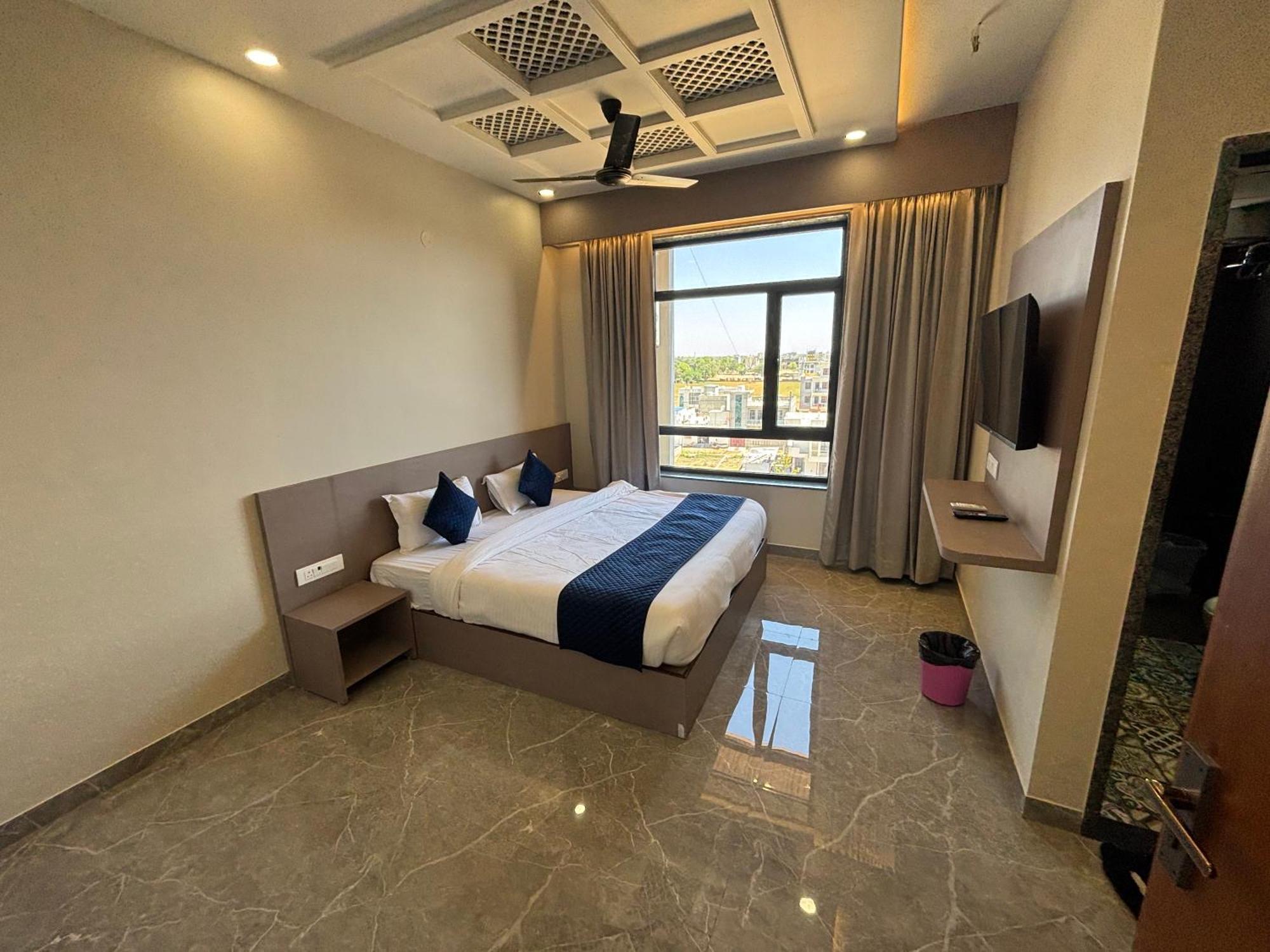 Hotel Sisodiya Palace Khātu Eksteriør billede