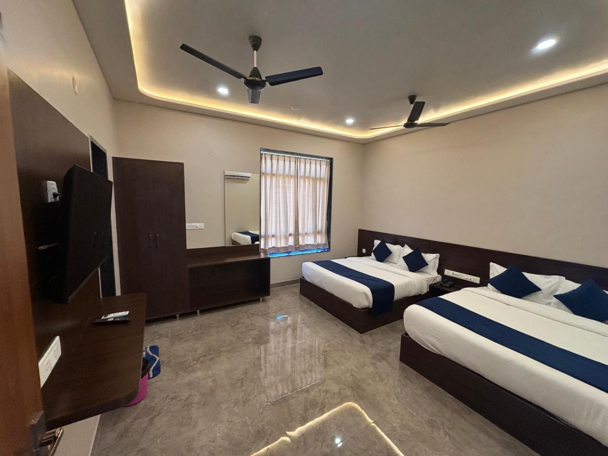 Hotel Sisodiya Palace Khātu Eksteriør billede